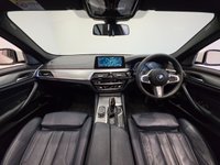 USED 2017 67 BMW 5 SERIES 3.0 530d M Sport Touring 5dr Diesel Auto xDrive Euro 6 (s/s) (265 ps) PAN ROOF + LEATHERS + NAV + CRUISE