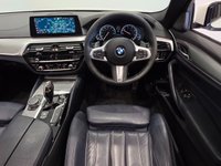 USED 2017 67 BMW 5 SERIES 3.0 530d M Sport Touring 5dr Diesel Auto xDrive Euro 6 (s/s) (265 ps) PAN ROOF + LEATHERS + NAV + CRUISE