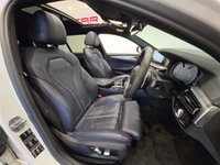 USED 2017 67 BMW 5 SERIES 3.0 530d M Sport Touring 5dr Diesel Auto xDrive Euro 6 (s/s) (265 ps) PAN ROOF + LEATHERS + NAV + CRUISE