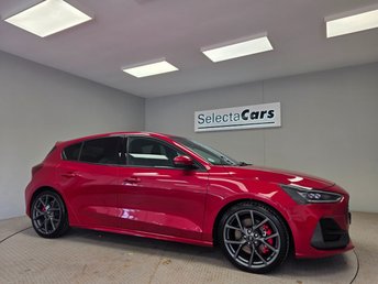 View our FORD FOCUS