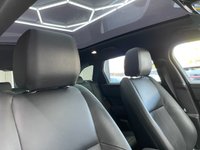 USED 2023 73 LAND ROVER RANGE ROVER VELAR 2.0 D200 MHEV Dynamic SE SUV 5dr Diesel Auto 4WD Euro 6 (s/s) (204 ps) 