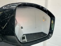 USED 2023 73 LAND ROVER RANGE ROVER VELAR 2.0 D200 MHEV Dynamic SE SUV 5dr Diesel Auto 4WD Euro 6 (s/s) (204 ps) 