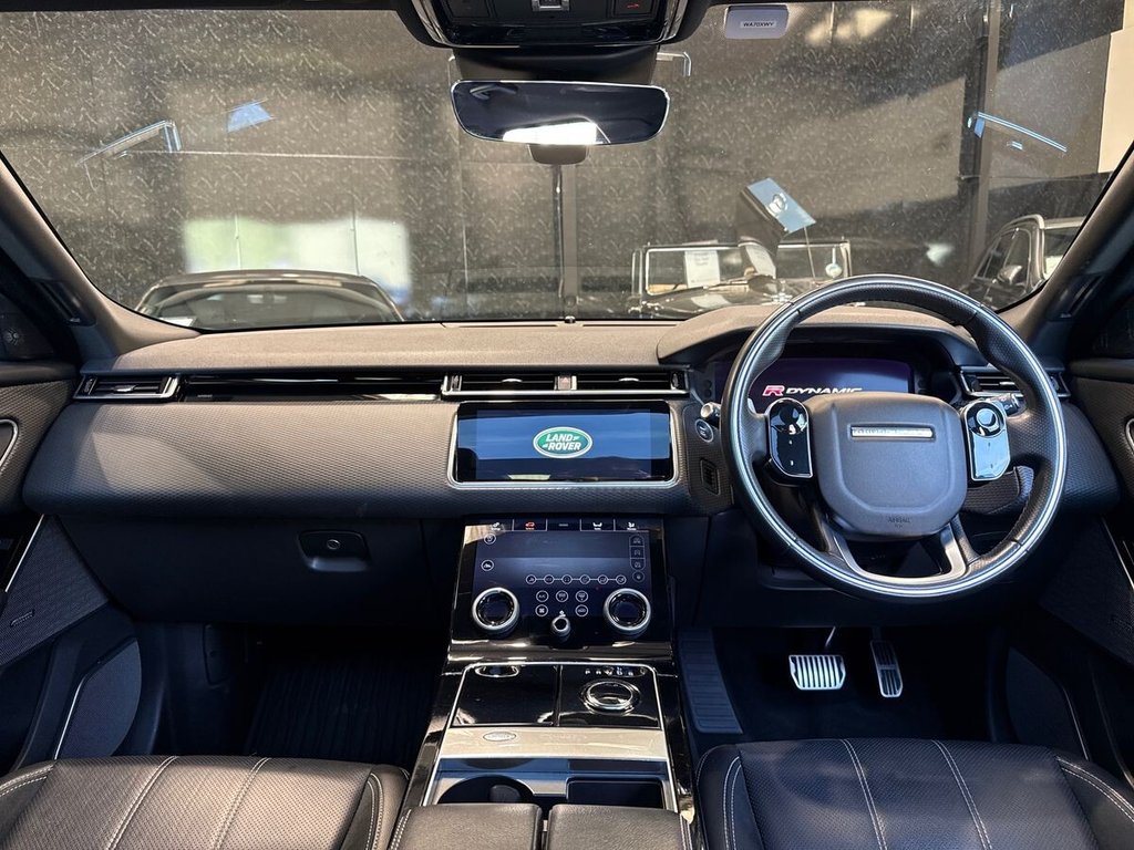 USED 2020 70 LAND ROVER RANGE ROVER VELAR 3.0 D300 R-Dynamic SE SUV 5dr Diesel Auto 4WD Euro 6 (s/s) (300 ps) PANORAMIC ROOF|AIR SUSPENSION