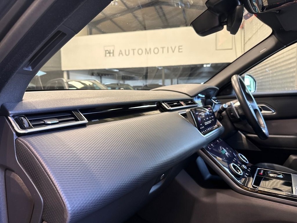 USED 2020 70 LAND ROVER RANGE ROVER VELAR 3.0 D300 R-Dynamic SE SUV 5dr Diesel Auto 4WD Euro 6 (s/s) (300 ps) PANORAMIC ROOF|AIR SUSPENSION
