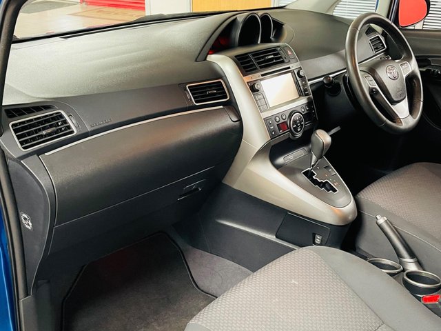View our TOYOTA VERSO