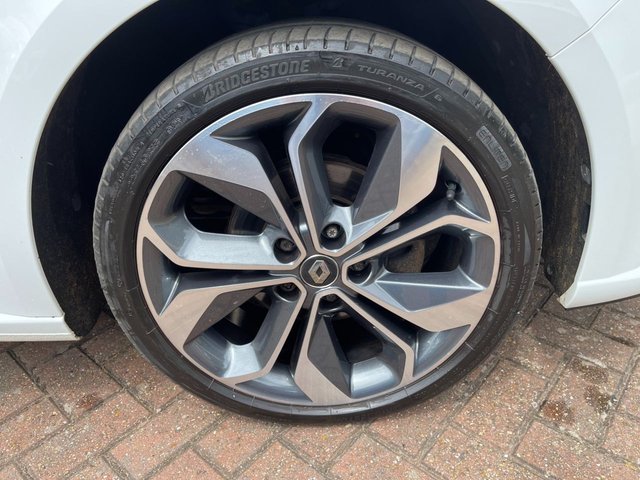View our RENAULT MEGANE