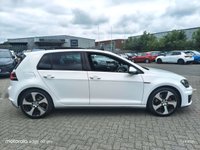 USED 2016 16 VOLKSWAGEN GOLF 2.0 TSI BlueMotion Tech GTI Hatchback 5dr Petrol DSG Euro 6 (s/s) (220 ps) PAN ROOF! HEATED SEATS! SATNAV