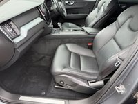 USED 2018 68 VOLVO XC60 2.0 D4 Momentum SUV 5dr Diesel Auto AWD Euro 6 (s/s) (190 ps) Sat Nav/ Rear Camera/ Heated Seats