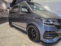 USED 2024 24 VOLKSWAGEN TRANSPORTER 2.0 TDI T28 HIGHLINE SOUTHLANDS SIGNATURE 110 BHP SWB  DISCOVERY NAV + LED LIGHTS