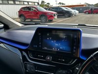 USED 2017 TOYOTA C-HR 1.8 VVT-h Dynamic SUV 5dr Petrol Hybrid CVT Euro 6 (s/s) (122 ps) 