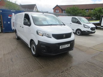 2023 PEUGEOT EXPERT