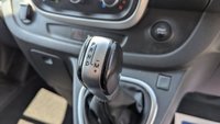 USED 2020 20 RENAULT TRAFIC Minibus LWB Sport Nav EDC Automatic DCi 170 PS 9 Seat L2 With Air Conditioning, Electric Pack,Cruise control, Reverse camera, Auto Wipers finished in 