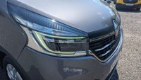 USED 2020 20 RENAULT TRAFIC Minibus LWB Sport Nav EDC Automatic DCi 170 PS 9 Seat L2 With Air Conditioning, Electric Pack,Cruise control, Reverse camera, Auto Wipers finished in 