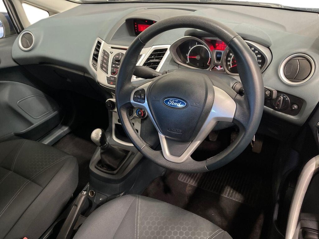 USED 2009 09 FORD FIESTA 1.25 Zetec Hatchback 5dr Petrol Manual (133 g/km, 81 bhp) GREAT SERVICE HISTORY BUY CONFIDENT
