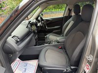 USED 2017 17 MINI CLUBMAN 1.5 Cooper Estate 6dr Petrol Manual Euro 6 (s/s) (136 ps) SAT NAV, BLUETOOTH & DAB RADIO