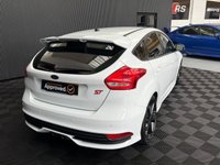 USED 2018 18 FORD FOCUS 2.0T EcoBoost ST-3 Hatchback 5dr Petrol Manual Euro 6 (s/s) (250 ps) HTD STEERING WHEEL, DOOR PROTECTORS