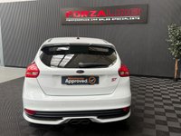 USED 2018 18 FORD FOCUS 2.0T EcoBoost ST-3 Hatchback 5dr Petrol Manual Euro 6 (s/s) (250 ps) HTD STEERING WHEEL, DOOR PROTECTORS