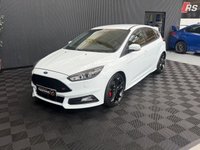 USED 2018 18 FORD FOCUS 2.0T EcoBoost ST-3 Hatchback 5dr Petrol Manual Euro 6 (s/s) (250 ps) HTD STEERING WHEEL, DOOR PROTECTORS