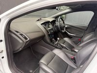 USED 2018 18 FORD FOCUS 2.0T EcoBoost ST-3 Hatchback 5dr Petrol Manual Euro 6 (s/s) (250 ps) HTD STEERING WHEEL, DOOR PROTECTORS