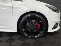 USED 2018 18 FORD FOCUS 2.0T EcoBoost ST-3 Hatchback 5dr Petrol Manual Euro 6 (s/s) (250 ps) HTD STEERING WHEEL, DOOR PROTECTORS