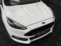 USED 2018 18 FORD FOCUS 2.0T EcoBoost ST-3 Hatchback 5dr Petrol Manual Euro 6 (s/s) (250 ps) HTD STEERING WHEEL, DOOR PROTECTORS