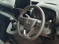 USED 2023 23 VAUXHALL COMBO 1.5 Turbo D 2300 Pro Panel Van 5dr Diesel Manual L1 H1 Euro 6 (s/s) (100 ps) 