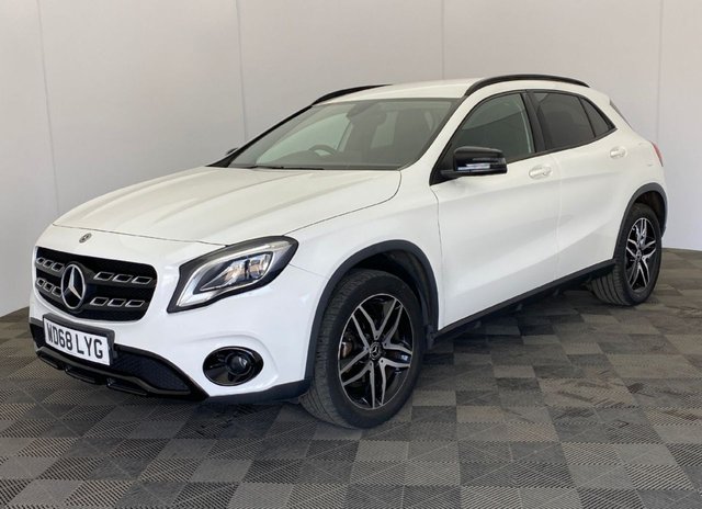 View our Mercedes-Benz Gla 1.6 GLA180 Urban Edition SUV 5dr Petrol 7G-DCT Euro 6 (s/s) (122 ps)