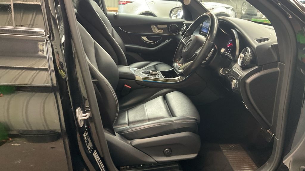 USED 2018 18 MERCEDES-BENZ GLC 2.1 GLC220d AMG Line (Premium) SUV 5dr Diesel G-Tronic 4MATIC Euro 6 (s/s) (170 ps) SERVICE HISTORY + 2 KEYS