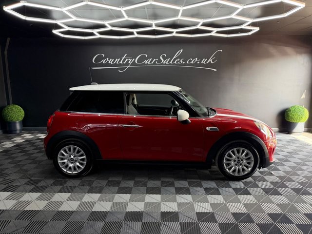2014 MINI HATCH