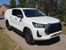 USED 2022 22 TOYOTA HILUX 2.4 D-4D Icon Pickup Double Cab 4dr Diesel Auto 4WD Euro 6 (s/s) (150 ps) TOYOTA HILUX ICON D/CAB AUTOMATIC ONE OWNER WHITE