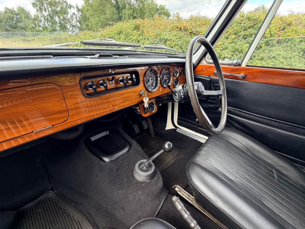 USED 1969 TRIUMPH VITESSE Mk2 // 2000cc // Restored // px swap  