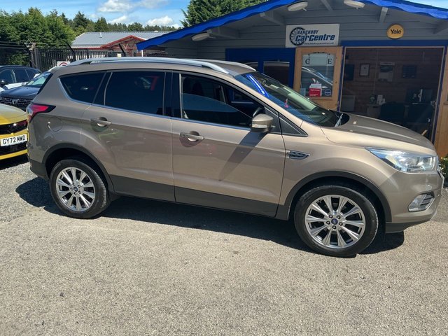 View our FORD KUGA