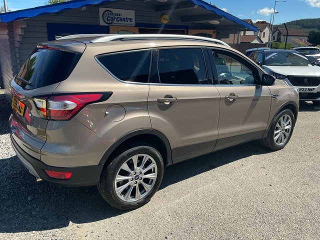 View our FORD KUGA