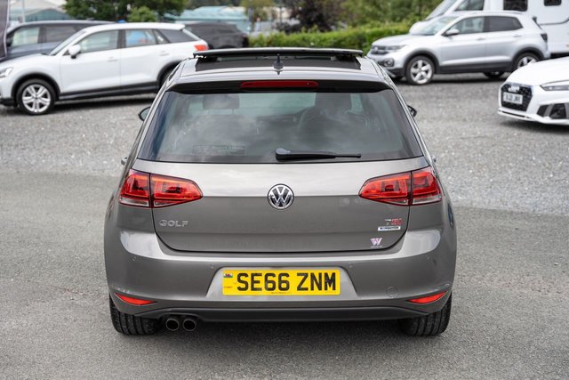 View our VOLKSWAGEN GOLF
