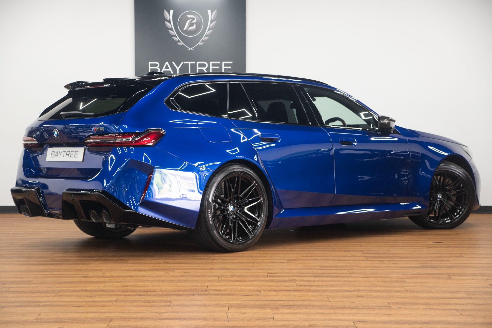 USED 2026 26 BMW M5 4.4 Touring 