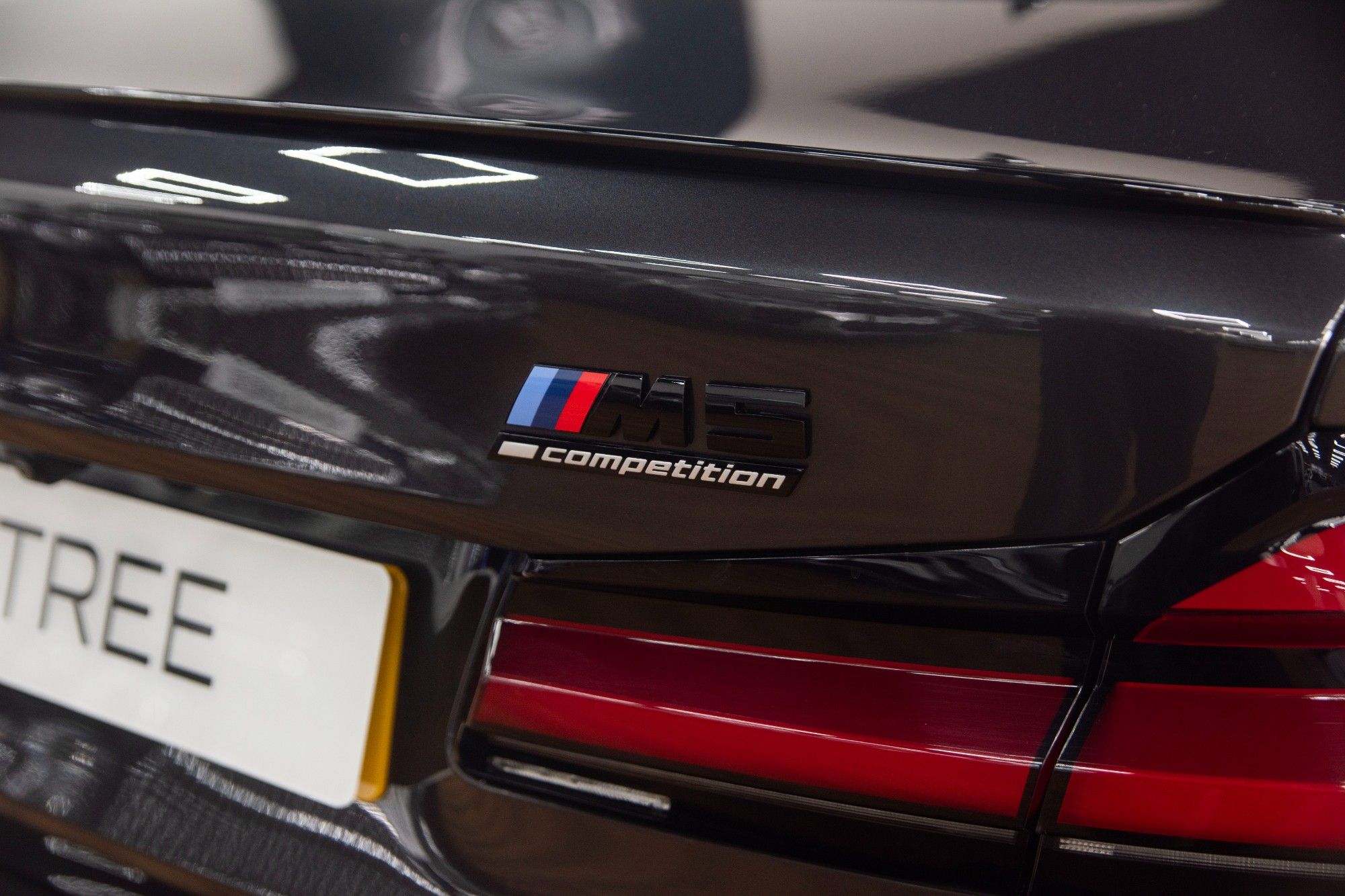USED 2022 22 BMW M5 4.4i V8 Competition 