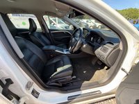 USED 2015 15 VOLVO V70 2.0 D4 SE Nav Estate 5dr Diesel Geartronic Euro 6 (s/s) (181 ps) 