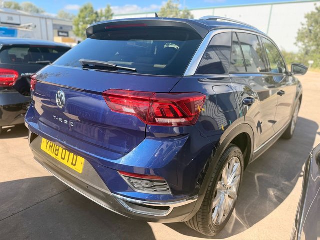 View our VOLKSWAGEN T-ROC