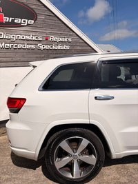 USED 2014 H JEEP GRAND CHEROKEE 3.0 V6 CRD Overland SUV 5dr Diesel Auto 4WD Euro 5 (247 bhp) The Perfect Blend of Comfort, Capability & Performance