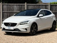 USED 2018 18 VOLVO V40 1.5 V40 R-Design Pro T3 Auto 5dr Full Service History Sat Nav