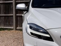 USED 2018 18 VOLVO V40 1.5 V40 R-Design Pro T3 Auto 5dr Full Service History Sat Nav