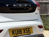 USED 2018 18 VOLVO V40 1.5 V40 R-Design Pro T3 Auto 5dr Full Service History Sat Nav