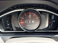 USED 2018 18 VOLVO V40 1.5 V40 R-Design Pro T3 Auto 5dr Full Service History Sat Nav