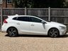 USED 2018 18 VOLVO V40 1.5 V40 R-Design Pro T3 Auto 5dr Full Service History Sat Nav
