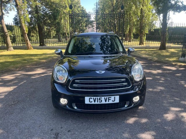 View our MINI COUNTRYMAN