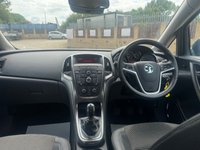 USED 2011 11 VAUXHALL ASTRA 1.6 16v SE Hatchback 5dr Petrol Manual Euro 5 (115 ps) LOW MILEAGE*12 MONTHS MOT