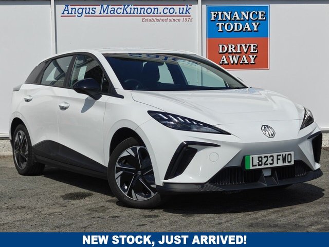 View our MG MG4 64kWh SE Long Range Hatchback 5dr Electric Auto (203 ps)