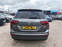 USED 2017 61 VOLKSWAGEN TIGUAN 2.0 TDI BlueMotion Tech SE Navigation SUV 5dr Diesel Manual 4Motion Euro 6 (s/s) (150 ps) 