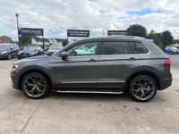 USED 2017 61 VOLKSWAGEN TIGUAN 2.0 TDI BlueMotion Tech SE Navigation SUV 5dr Diesel Manual 4Motion Euro 6 (s/s) (150 ps) 