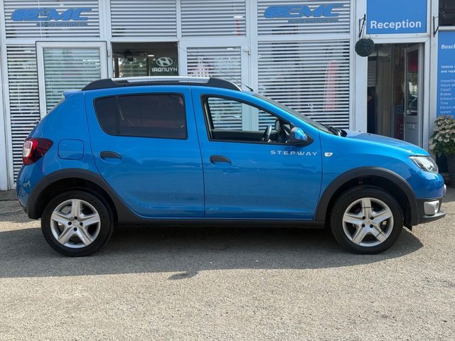 View our DACIA SANDERO STEPWAY